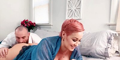 MODEL TIME Ryan Keely Dreams Herself Into Big Dick Pounding