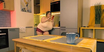 Stepmom noticed her stepson jerking off under the table and decided to help